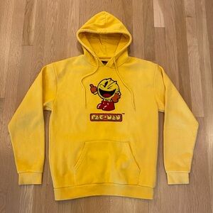 PAC-MAN Yellow Hooded Sweatshirt w Large Chenille PAC-MAN Patch / Unisex M